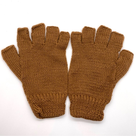 Hand Knit • NWOT Peruvian Fingerless Gloves OS - Picture 7 of 10